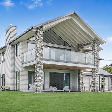 Lakeside Karapiro Downstairs Apartment เคมบริดจ์ ภายนอก รูปภาพ