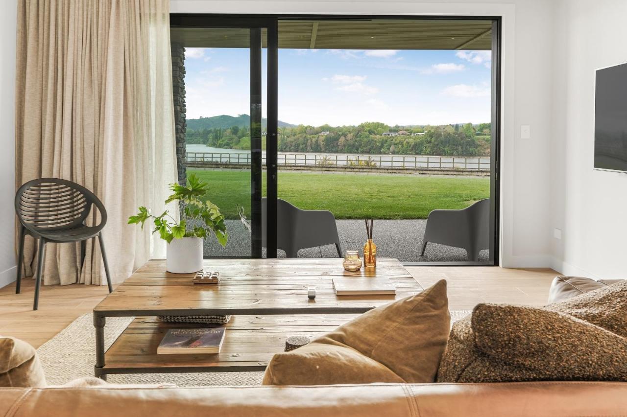 Lakeside Karapiro Downstairs Apartment เคมบริดจ์ ภายนอก รูปภาพ