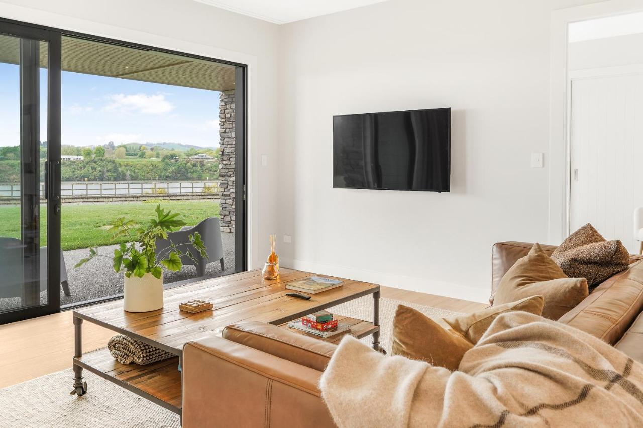 Lakeside Karapiro Downstairs Apartment เคมบริดจ์ ภายนอก รูปภาพ
