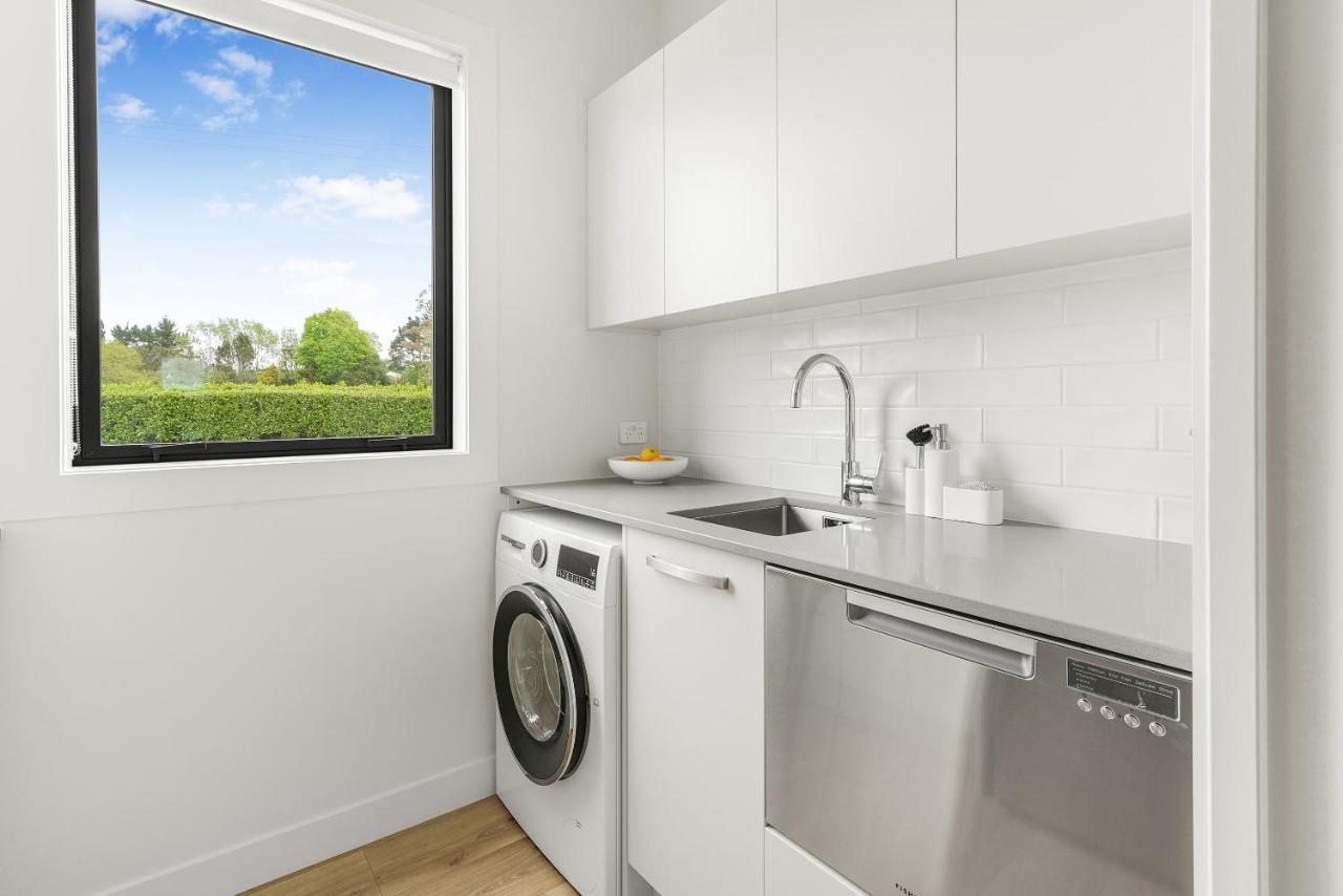 Lakeside Karapiro Downstairs Apartment เคมบริดจ์ ภายนอก รูปภาพ